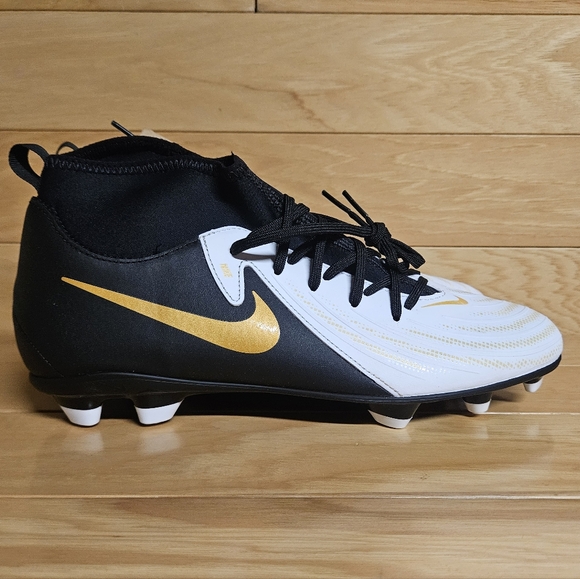 Nike Phantom Luna II Club FG/MG White Black Gold Coin Soccer